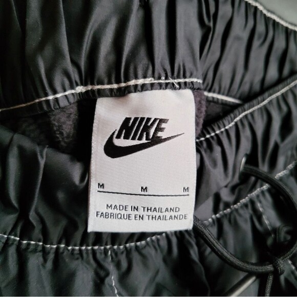 Nike Sportwear Swoosh Curve Plush Trouser Pants Quilt Black Barrel Leg Sz M Crop - Picture 6 of 9